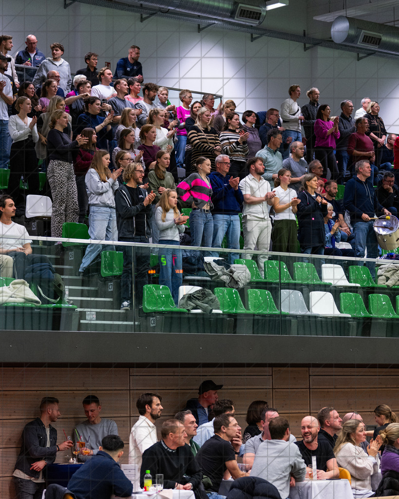 2. VBLF Nord 25/26 | Spiel 4154 | VC Osnabrück vs. VCO Münster | //  29.11.25: 2. VBLF Nord 25/26 | Spiel 4154 | VC Osnabrück vs. VCO Münster / Osnabrück / Deutschland  //   CREDIT:www.bullenfotos.de, Martin König, Hörner Weg 40, D-49078 Osnabrück, +4917663732967 // Nutzung und Weitergabe nur zu den vereinbarten Zwecken. Presseanfragen an Ersteller. Alle Rechte beim Ersteller. Honorierung nach MFM. - Realisiert mit Pictrs.com