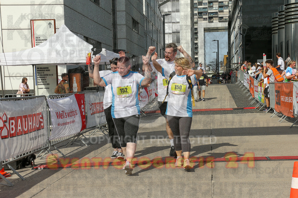 250920_1353_EX1_7001 | Sportfotografie im Rhein-Sieg Kreis, Köln, Bonn, NRW, Rheinland Pfalz, Hessen, etc. Unser Tätigkeitsfeld umfasst den Laufsport vom Volkslauf über den Marathon, Duathlon, Triathon bis zum Ultralauf wie Kölnpfad Ultra oder Schindertrail.