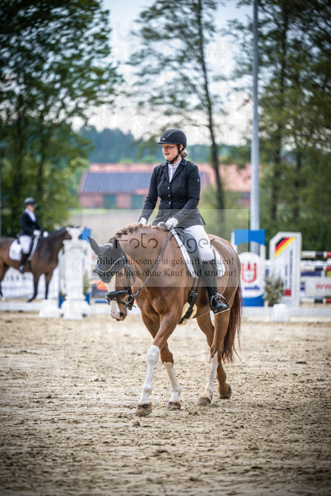 DOS_2513 | Reitturnier Venne - Realisiert mit Pictrs.com