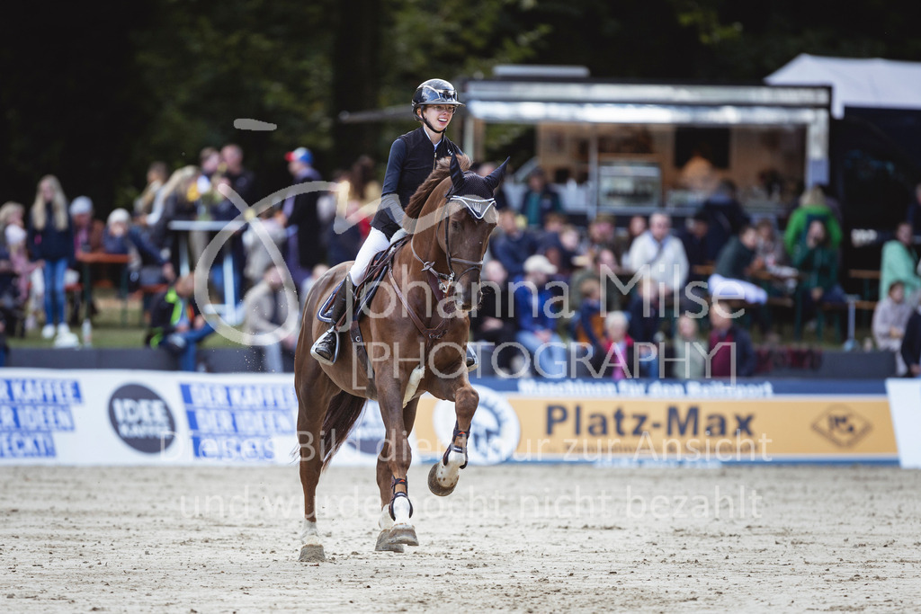 240914_OWLCh_AmateurL-601 | Deine schönsten Turniermomente als professionelle Fotos! Entdecke hochwertige Pferdesport-Fotografie im Online-Shop. Jetzt Fotos finden & bestellen!