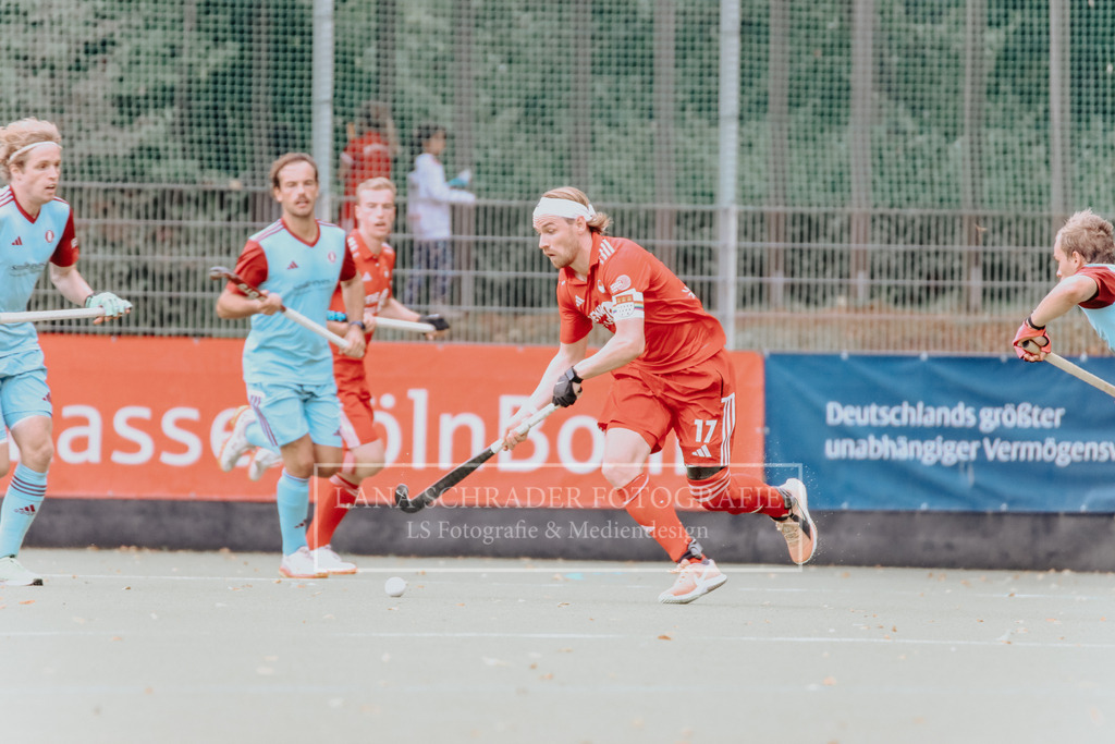 Herren_Bundesliga_02_F_RWK-UHC_21.09.25_Köln (150 von 471) | lanaschraderfotografie - Realisiert mit Pictrs.com