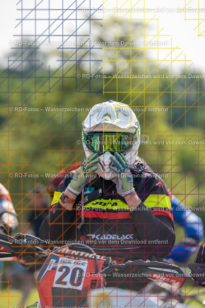 Wolfshausen 4 Lauf -105 | Sportfotografie von RO-Fotos: Motorsport, Motocross, Enduro, Laufveranstaltungen und Triathlon. Professionelle Fotos von Sportlern und Events. - Realisiert mit Pictrs.com