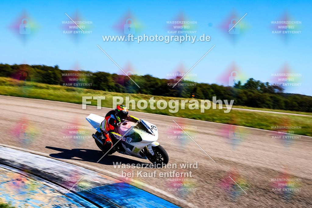 029-2537 | Hier findet Ihr Bilder von Touristenfahrten auf der Nürburgring Nordschleife oder von anderen Veranstaltungen die ich besucht habe. Viel Spass beim Durch Schauen 