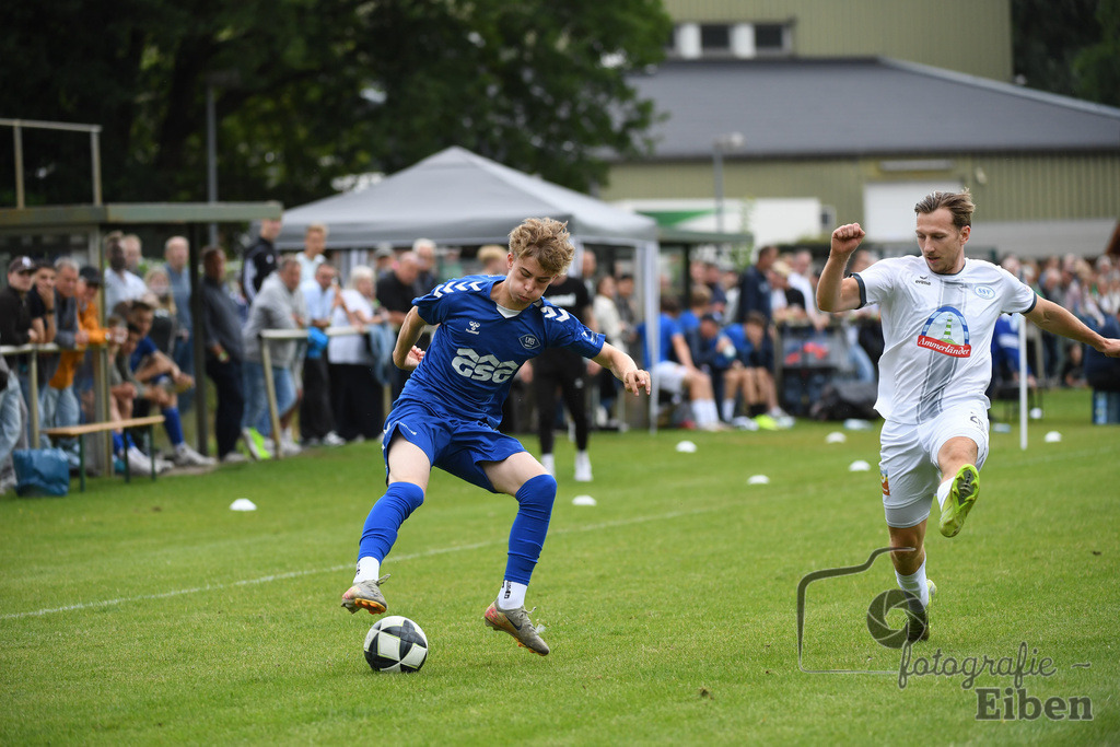 Sport-Duwe Cup | Sport-Duwe Cup Oldenburg; SSV Jeddenloh (weiß)-VFB Oldenburg (blau) am 05.07.2025 in Oldenburg (Sportanlage TuS Eversten), Photo: Philip Eiben 2025 - Realisiert mit Pictrs.com