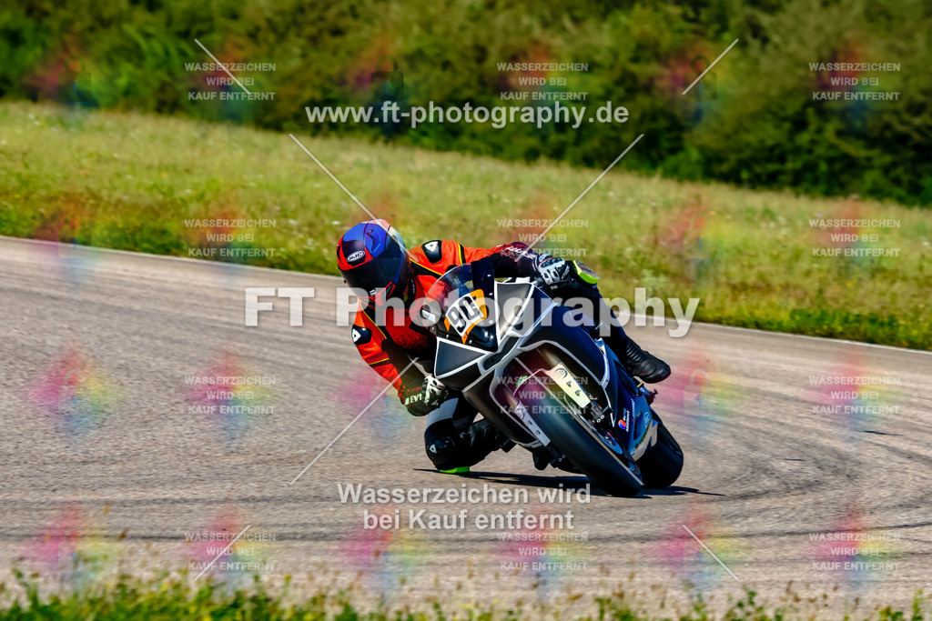 090-3531 | Hier findet Ihr Bilder von Touristenfahrten auf der Nürburgring Nordschleife oder von anderen Veranstaltungen die ich besucht habe. Viel Spass beim Durch Schauen 