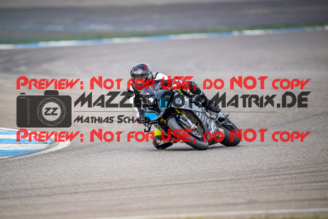 MaZZes_Fotomatrix_20240317_6007705_1192 | Fotograf Mathias Schmid
Sportfotograf,
Eventfotograf,
Hochzeitsfotograf,
Portraitfotograf