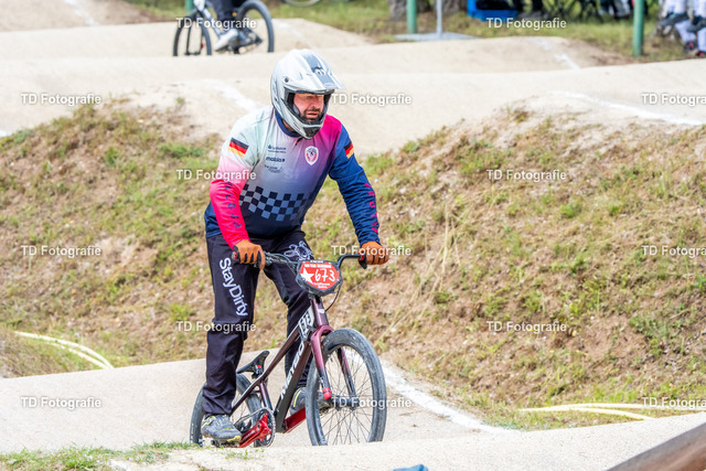 BayBMX2026-05418 | Fotogalerie von Thomas Dettweiler mit Eventbildern und lizenzfreien Fotos. Perfekt als Wandbild, für Büro, Website oder private Nutzung. - Realisiert mit Pictrs.com