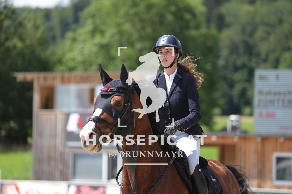 0P6A0022 | Willkommen bei Brunnmayr - Design & Fotografie – Ihrem Spezialisten für Reitturniere und Pferdeveranstaltungen in Oberösterreich, Salzburg und Bayern! Seit über 17 Jahren sind wir leidenschaftlich dabei.