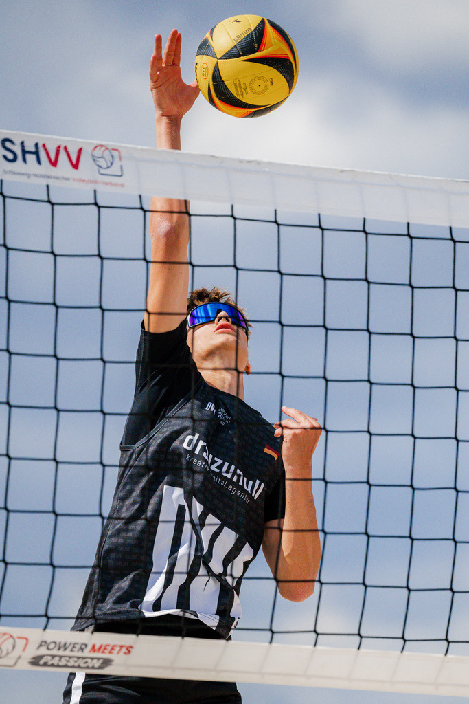Beachvolleyball I Saison 2026 I Deutsche Meisterschaft U19 I 3. Tag | Jasper Lorenz Fotografie - Realisiert mit Pictrs.com