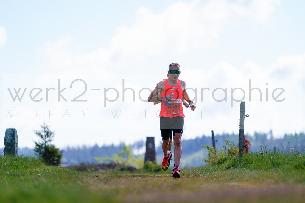 Rennsteiglauf Marathon 2025 | Marathon von Neuhaus/Rwg. nach Schmiedefeld/Rstg. am 17. Mai 2025