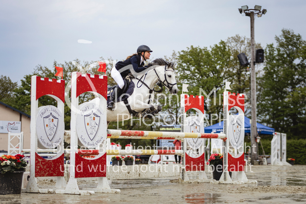 240426_Olfen-Vinnum_PonyTrophy-341 | Deine schönsten Turniermomente als professionelle Fotos! Entdecke hochwertige Pferdesport-Fotografie im Online-Shop. Jetzt Fotos finden & bestellen!