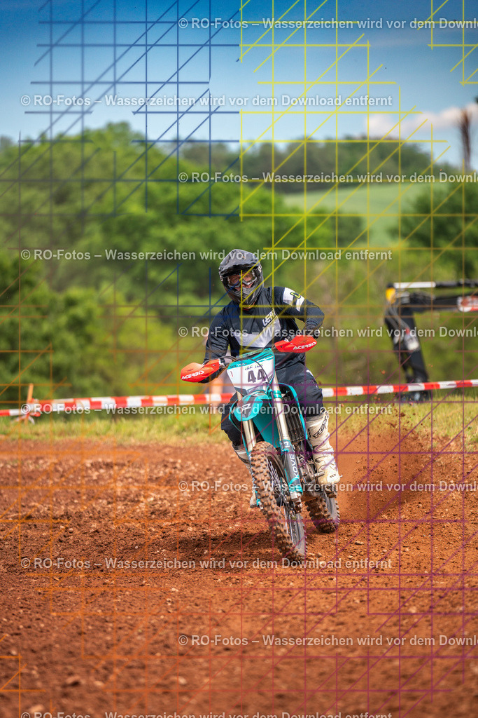Wolfshausen 3 Lauf -355 | Sportfotografie von RO-Fotos: Motorsport, Motocross, Enduro, Laufveranstaltungen und Triathlon. Professionelle Fotos von Sportlern und Events. - Realisiert mit Pictrs.com