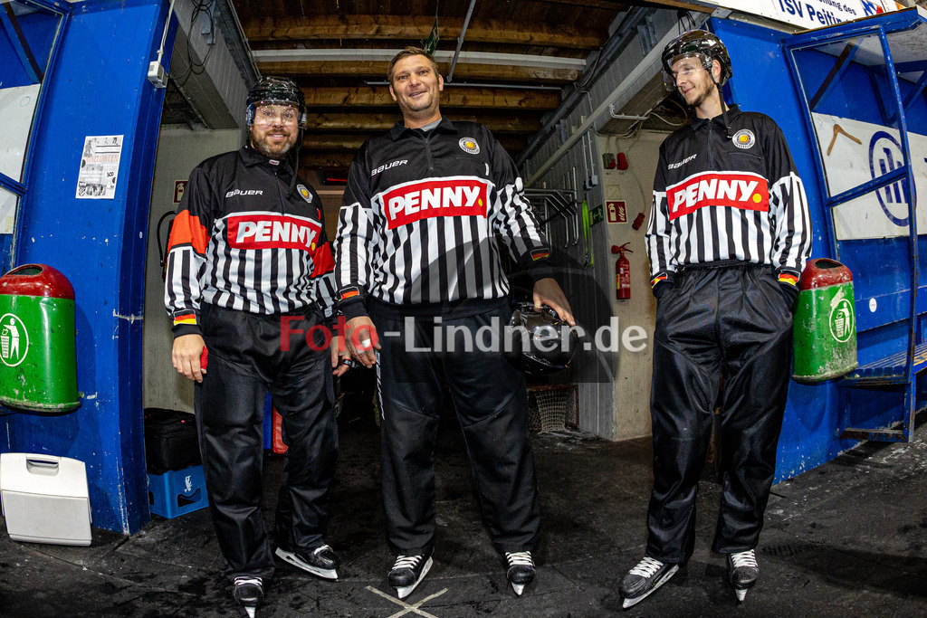 EC Peiting gegen SC Riessersee | Benefizspiel für Bad Bayersoien, EC Peiting gegen SC Riessersee,
,
2023-10-24 in Peiting (Eisstadion)

Copyright: WolfgangxLindner foto-lindner.de