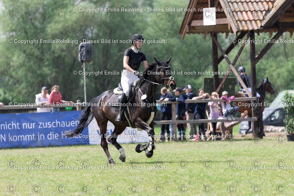 CL5A3330 | Emilia Reinking Fotografie - Realisiert mit Pictrs.com