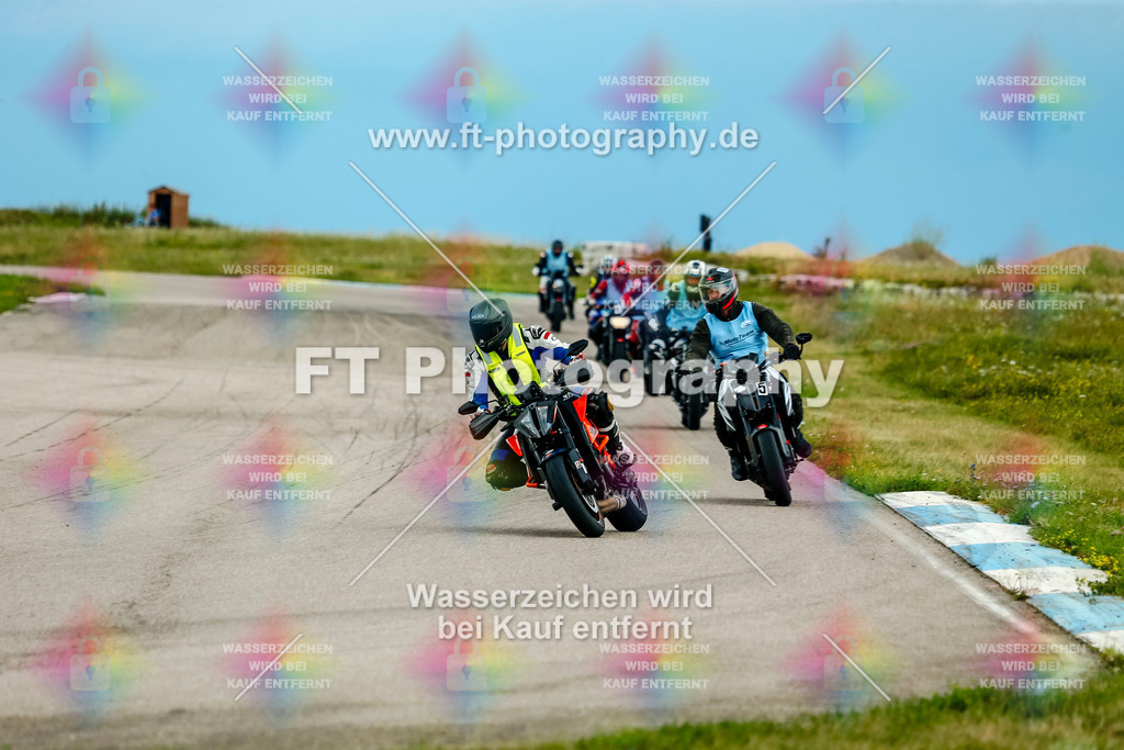 Chambley Juli-3040 | Hier findet Ihr Bilder von Touristenfahrten auf der Nürburgring Nordschleife oder von anderen Veranstaltungen die ich besucht habe. Viel Spass beim Durch Schauen 