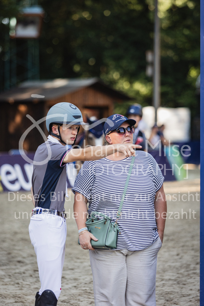 230908_OWLCh_PonyTrophy-315 | Deine schönsten Turniermomente als professionelle Fotos! Entdecke hochwertige Pferdesport-Fotografie im Online-Shop. Jetzt Fotos finden & bestellen!