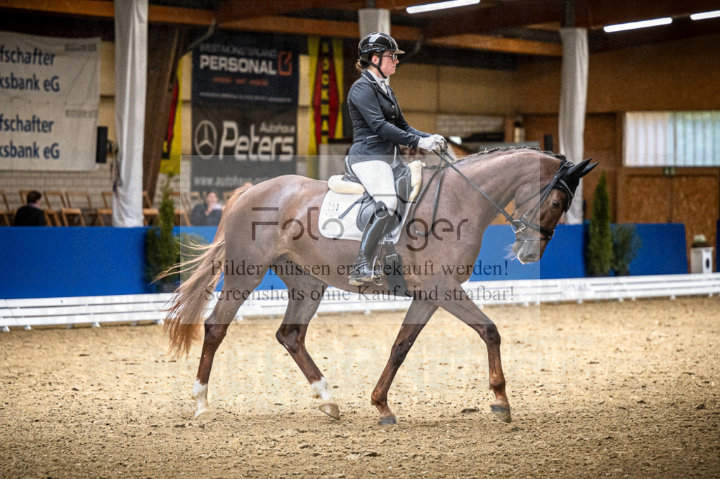 DOS_1495 | Entdecke hochwertige Reitturnierfotos von Foto Oger. Professionell, emotional und authentisch – jetzt Lieblingsmomente im Shop bestellen.Deutschlandweite Turnierfotografie. - Realisiert mit Pictrs.com