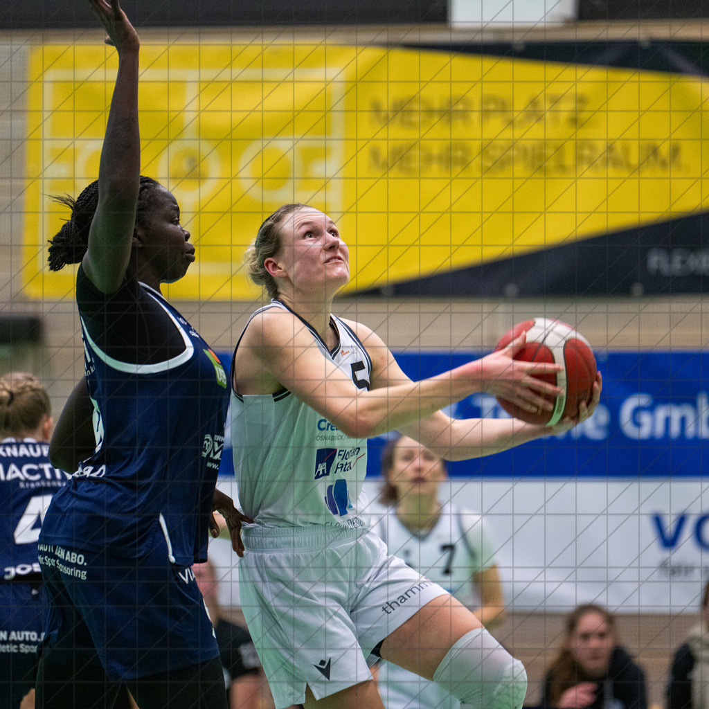 2. DBBL Nord 25/26 | Spieltag 02 | BBC Osnabrück vs. AstroLadies Bochum | 25.01.26: 2. DBBL Nord 25/26 | Spieltag 02 | BBC Osnabrück vs. AstroLadies Bochum / Osnabrück / Deutschland  //   CREDIT:www.bullenfotos.de, Martin König, Hörner Weg 40, D-49078 Osnabrück, +4917663732967 // Nutzung und Weitergabe nur zu den vereinbarten Zwecken. Presseanfragen an Ersteller. Alle Rechte beim Ersteller. Honorierung nach MFM. - Realisiert mit Pictrs.com