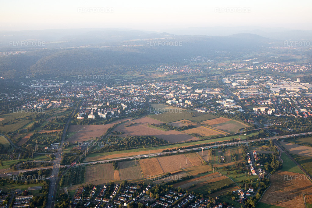 Luftbild: Ettlingen von Nordwesten in Ettlingen im Bundesland Baden-Württemberg in Deutschland. Foto: IMG_092221.jpg vom 01.08.2016 durch Werner Riehm/FLY-FOTO.de
