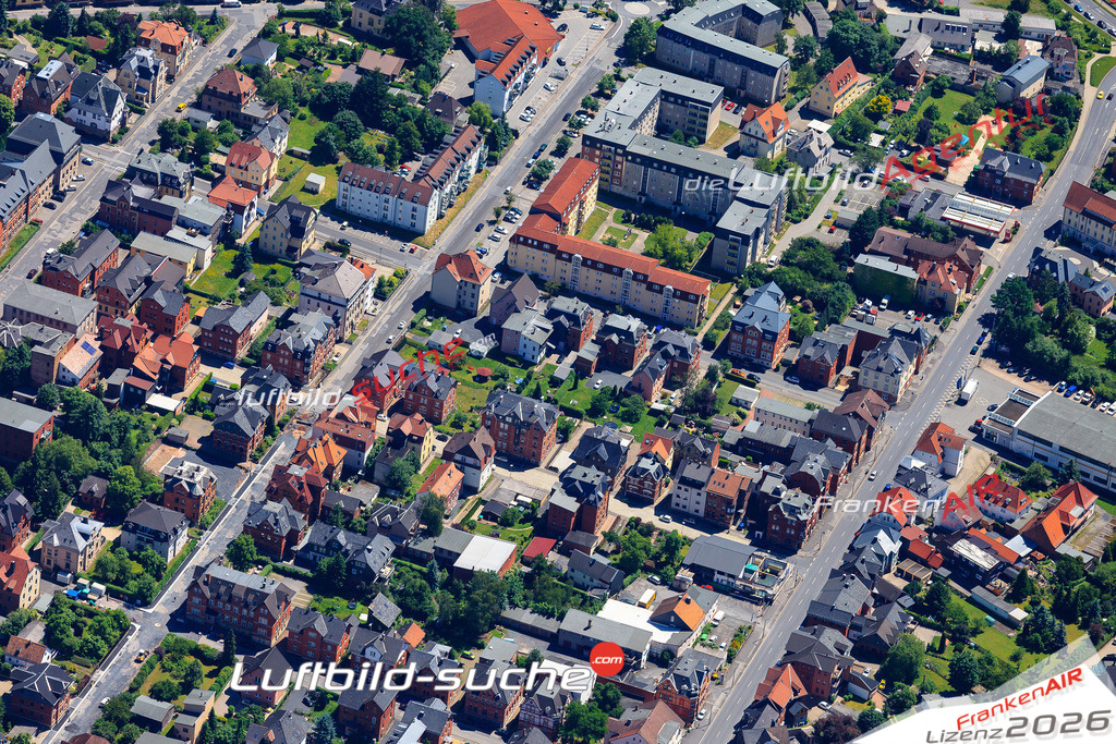 Die Luftaufnahme der Stadt Sonneberg wurde vom UL-Flugzeug heraus erstellt ( keine Drohne )- hohe Auflösung für beste Qualität