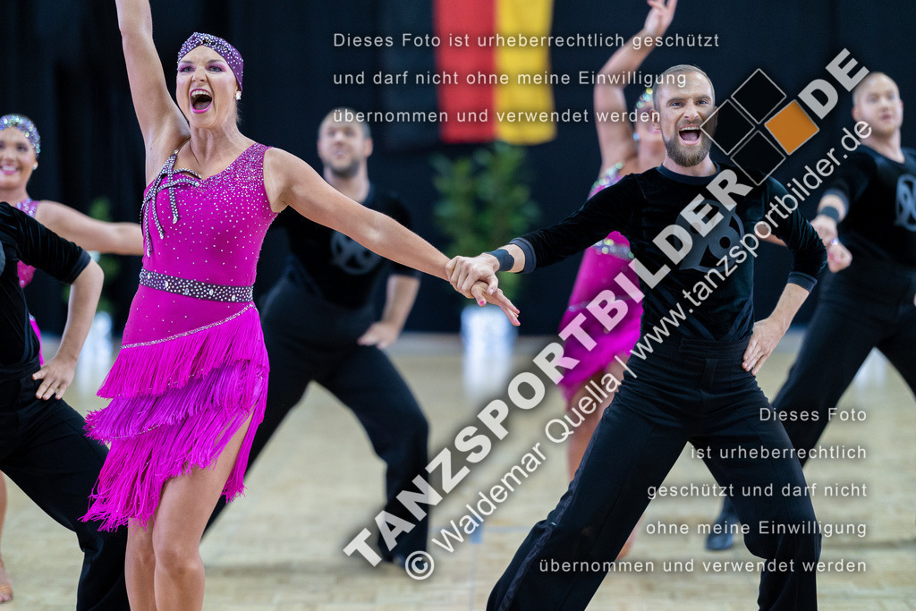 20230423-00040 | Hier finden Sie Tanz Bilder vom Latein und Standard Formationen tanzen. Sportbilder vom Tanzsport. Schöne Fotos und von Weltmeisterschaft, Europameisterschaft, Bundesliga, Regionalliga, Oberliga und Landesliga sowie von GOC Stuttgart, DanceComp, WM Bremen