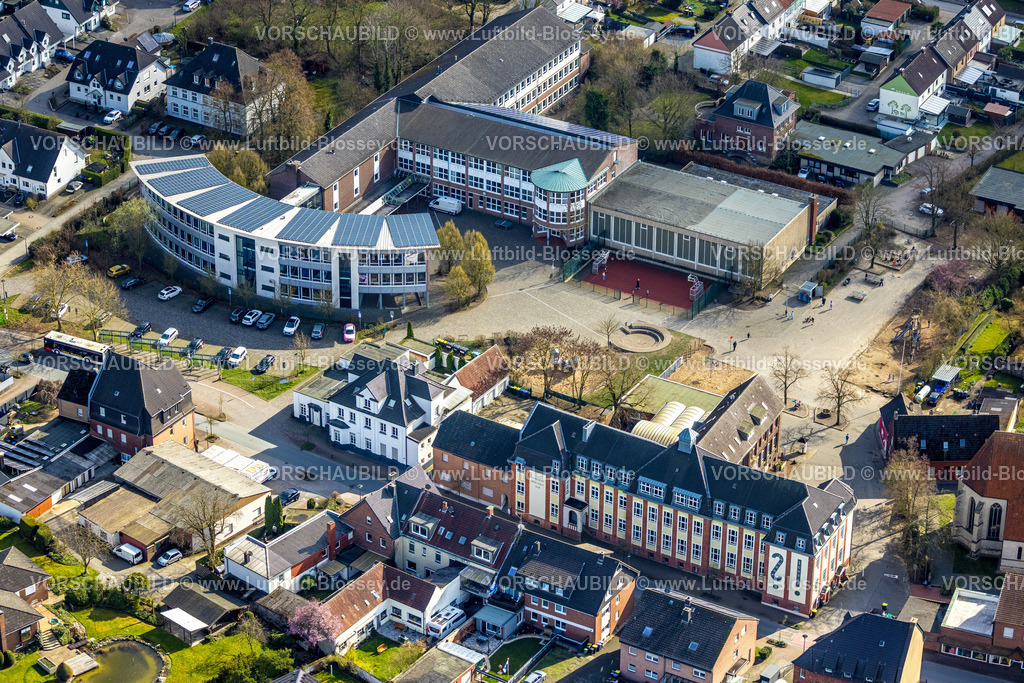 Selm260306969 | Luftbild, Selma-Lagerlöf-Sekundarschule, unten die Grundschule Ludgerischule, Selm, Münsterland, Nordrhein-Westfalen, Deutschland