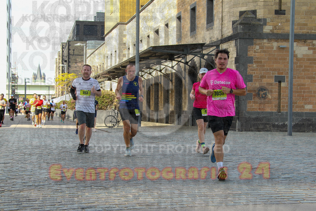 250920_1457_EV4_7706 | Sportfotografie im Rhein-Sieg Kreis, Köln, Bonn, NRW, Rheinland Pfalz, Hessen, etc. Unser Tätigkeitsfeld umfasst den Laufsport vom Volkslauf über den Marathon, Duathlon, Triathon bis zum Ultralauf wie Kölnpfad Ultra oder Schindertrail.