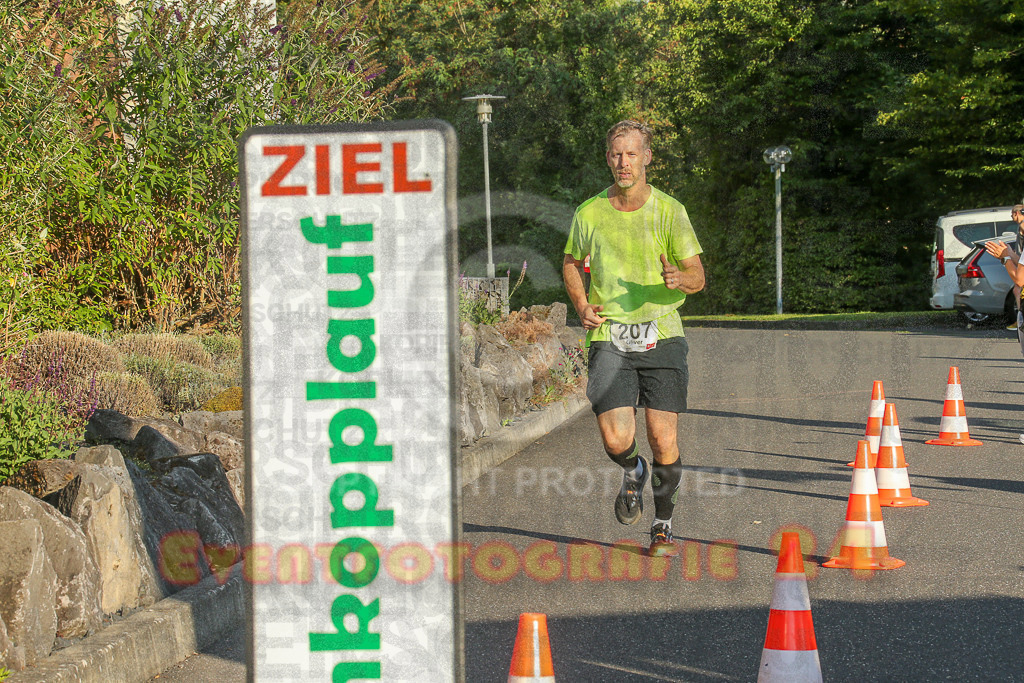 250801_1925_EX1_7905 | Sportfotografie im Rhein-Sieg Kreis, Köln, Bonn, NRW, Rheinland Pfalz, Hessen, etc. Unser Tätigkeitsfeld umfasst den Laufsport vom Volkslauf über den Marathon, Duathlon, Triathon bis zum Ultralauf wie Kölnpfad Ultra oder Schindertrail.