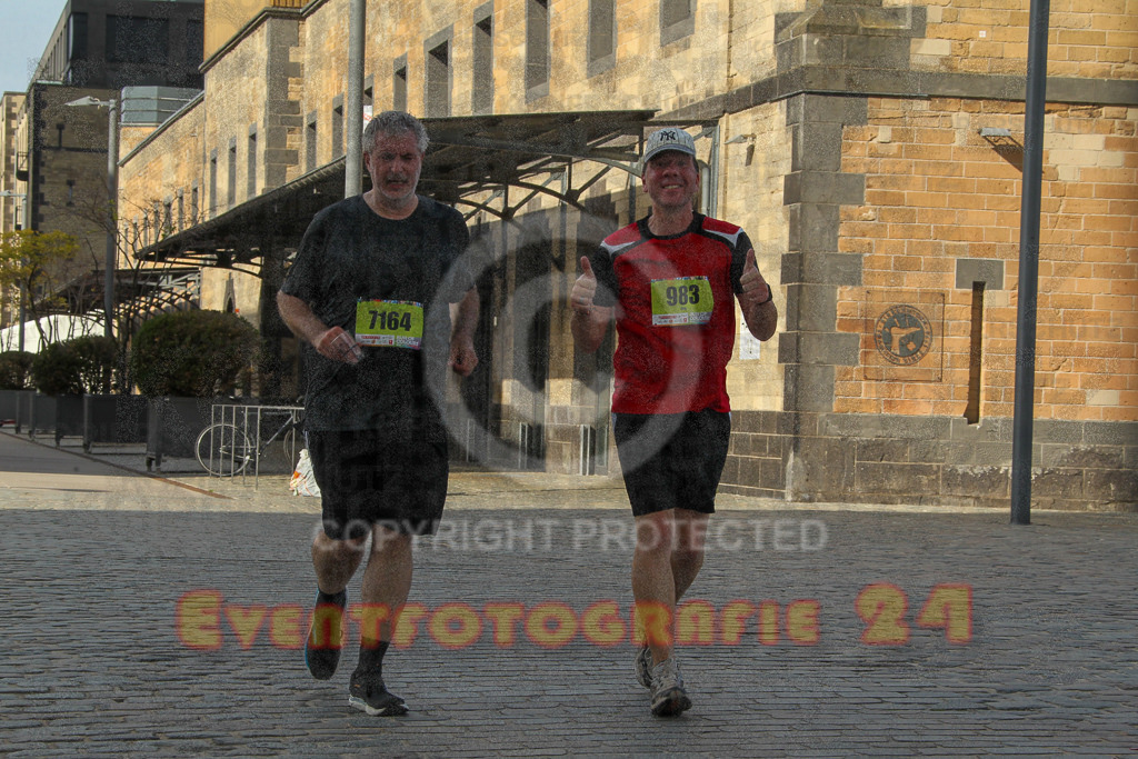 250920_1552_EV4_9615 | Sportfotografie im Rhein-Sieg Kreis, Köln, Bonn, NRW, Rheinland Pfalz, Hessen, etc. Unser Tätigkeitsfeld umfasst den Laufsport vom Volkslauf über den Marathon, Duathlon, Triathon bis zum Ultralauf wie Kölnpfad Ultra oder Schindertrail.