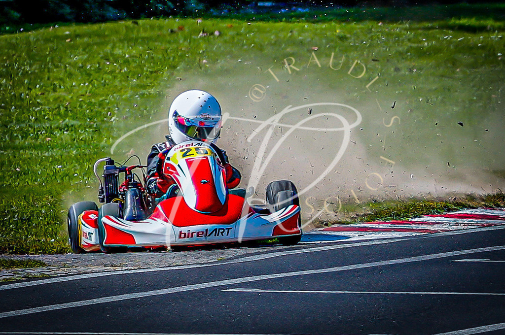 69CE0E62-349E-40DA-8D5D-01ADA9540F84 | traudl_s_fotos