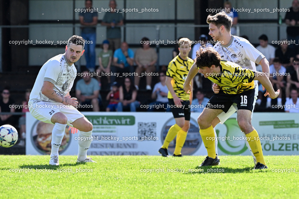 SC Magdalen vs. FC Faakersee | #23 Dulaga Samardzic SC Magdalen, #16 Tobias Felix Waldner FC Faakersee, #20 David Christoph Kargl SC Magdalen, SC Magdalen vs. FC Faakersee, SC Magdalen vs. FC Faakersee am 14.04.2024 in Villach (Sportplatz St. Magdalen), Austria, (Photo by Bernd Stefan)