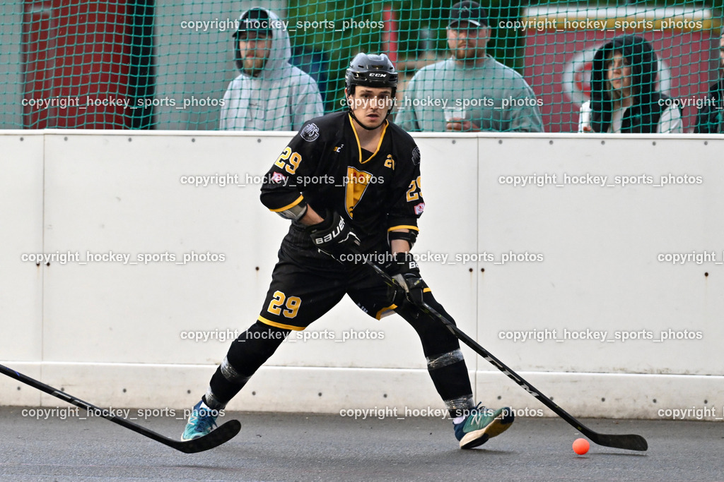 VAS Ballhockey Villach vs. ASKÖ Villach Ballhockey | #29 Wohlfahrt Philipp, VAS Ballhockey Villach vs. ASKÖ Villach Ballhockey, VAS Ballhockey Villach vs. ASKÖ Villach Ballhockey am 28.05.2025 in Villach (Alpen Arena ), Austria, (Photo by Bernd Stefan)