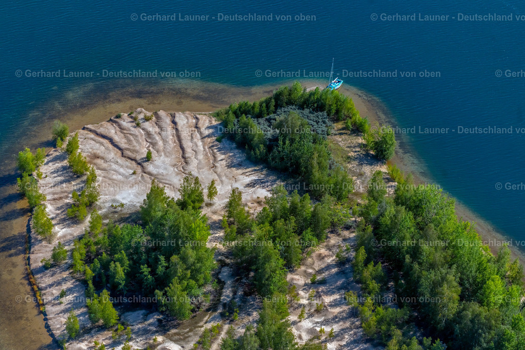 4042075 | Getzelauer Insel, Markkleebergersee, LeipzigBRAUNSBEDRA 08.09.2021 Rekultivierung der ehemaligen Tagebau - Fläche an den Uferbereichen des Sees " Geiseltalsee " in Braunsbedra im Bundesland Sachsen-Anhalt, Deutschland. // Open pit re cultivation on the shores of the lake " Geiseltalsee " in Braunsbedra in the state Saxony-Anhalt, Germany. Foto: Gerhard Launer