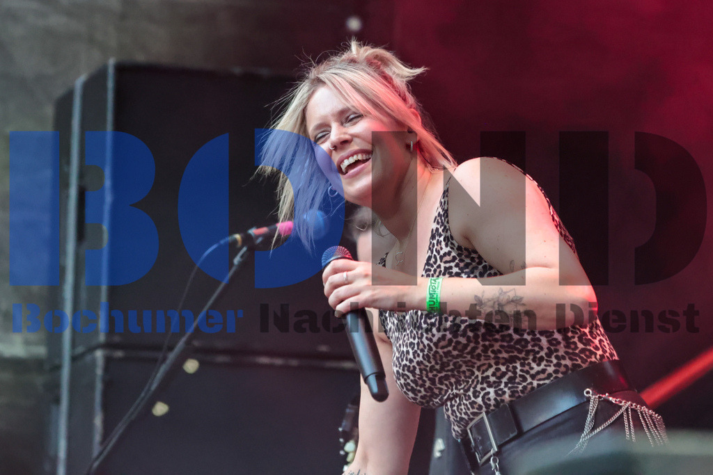 SES_BTLAER20250704-12 | bond - Realisiert mit Pictrs.com