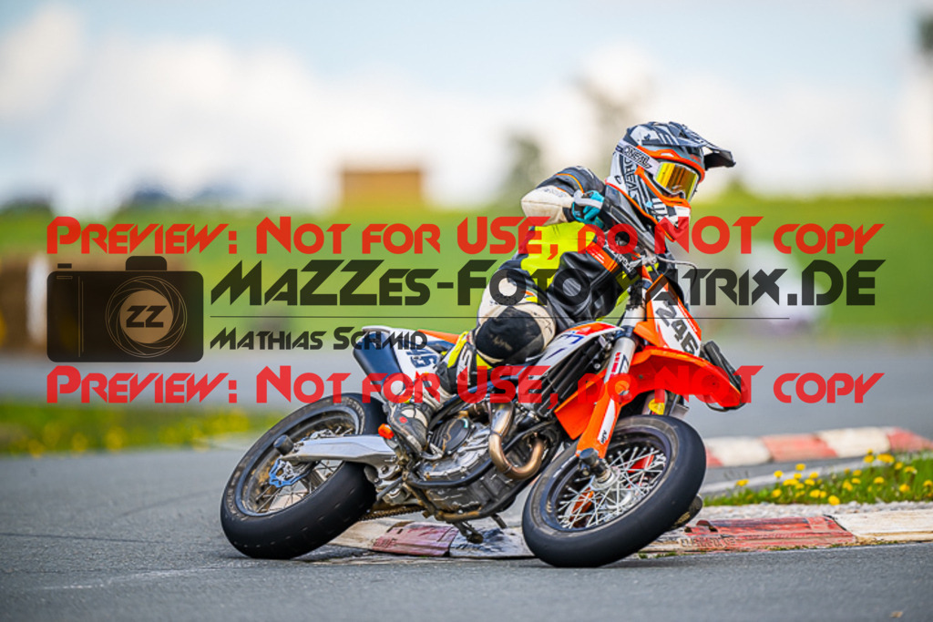 MaZZes_FotoMatrix_230506_2-601 | S4