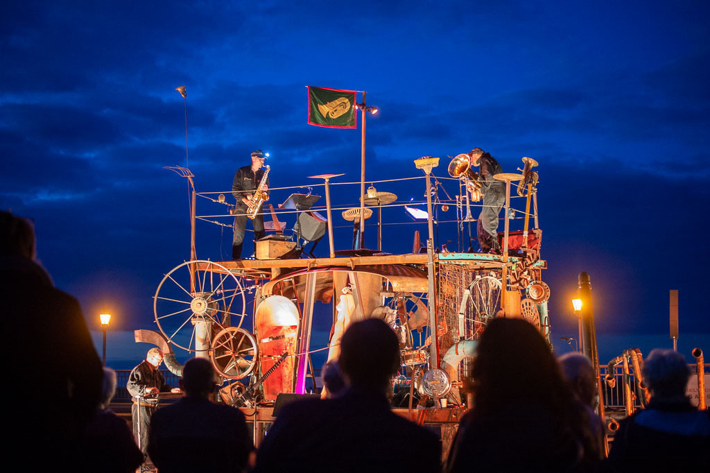 Jazzmaschine | Die Jazzmaschine im Forte Belvedere Leisnig zum Festival Hallo Leisnig 2022. - Realisiert mit Pictrs.com