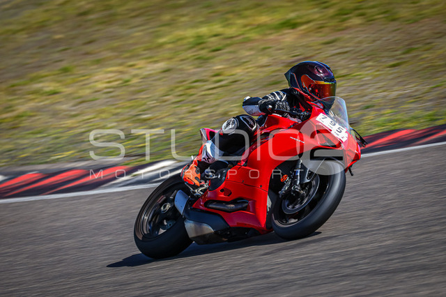 0795-260527NBR-004_795 | Deine Full-Service-Agentur für ✔️Videoproduktionen und ✔️Motorsportfotografie Jetzt Angebot anfragen!