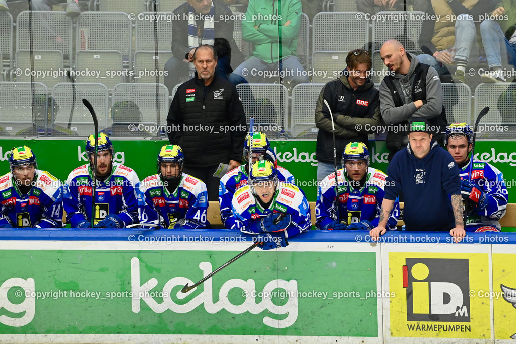EC IDM Wärmepumpen VSV vs. Pioneers Vorarlberg | Spielerbank EC VSV, Tray Tuomie Headcoach EC VSV, Dr. André Drobez Teamdoc EC VSV, Nico Steinwender Physiotherapist EC VSV, EC IDM Wärmepumpen VSV vs. Pioneers Vorarlberg, EC IDM WÄRMEPUMPEN VSV vs. Pioneers Vorarlberg am 03.10.2025 in Villach (Stadthalle Villach), Austria, (Photo by Bernd Stefan)