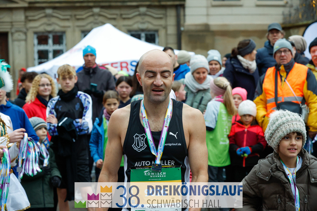 5km Roewisch Wohnbau Cup | 3 Koenigslauf 2024 5km Roewisch Wohnbau Cup - Realisiert mit Pictrs.com