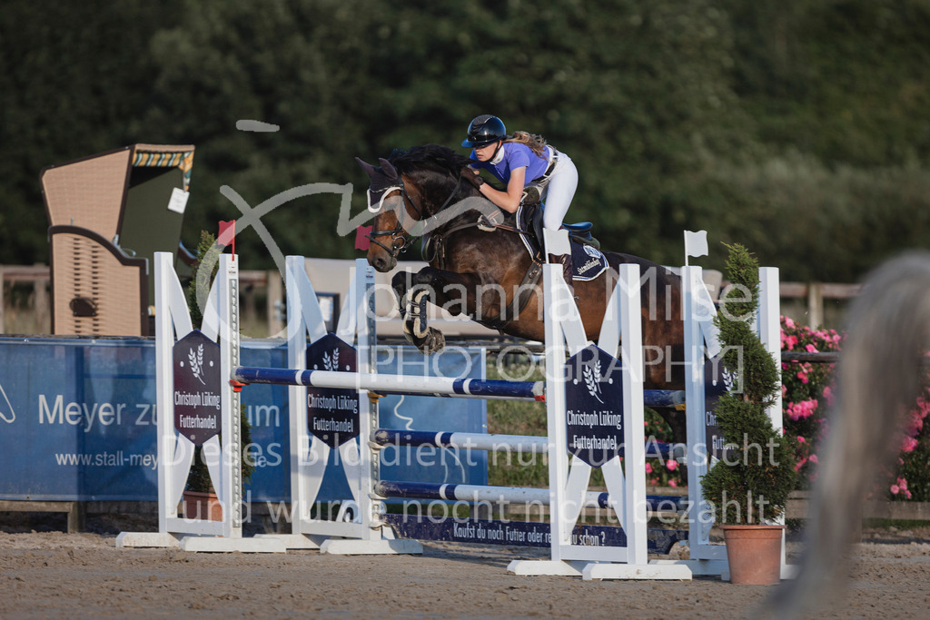 240628_LüPfSpTa_L-Spr-375 | Deine schönsten Turniermomente als professionelle Fotos! Entdecke hochwertige Pferdesport-Fotografie im Online-Shop. Jetzt Fotos finden & bestellen!