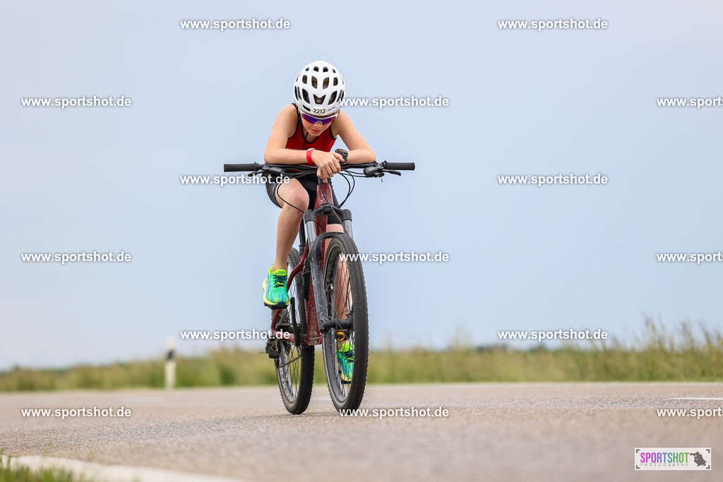 BR8A3800 | Stadttriathlon Erding 2025. #yourpictrs #sportshot_your_pictrs @Sportshotphotography #stadttriathlonerding Copyright: www.sportshot.de