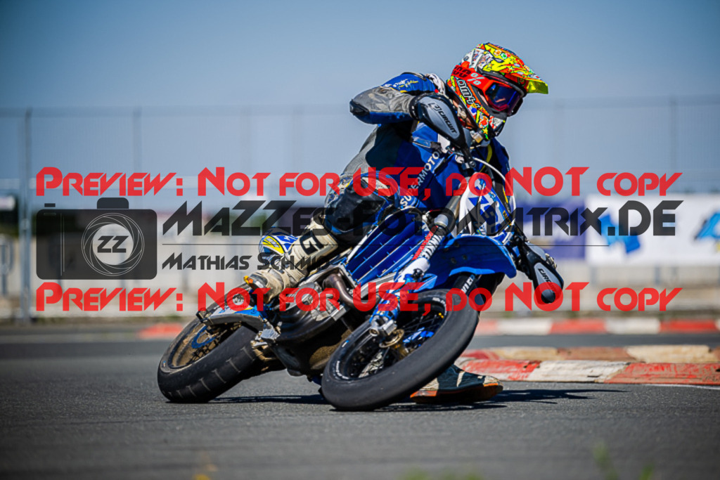 MaZZes_FotoMatrix_220903_1081 | S3