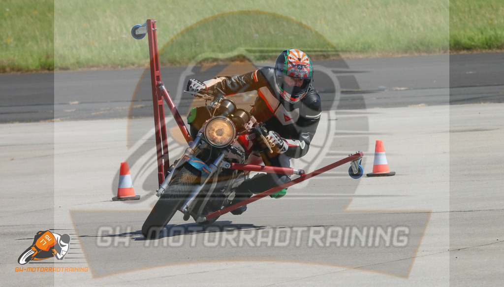 IMG_0631 | gh-motorradtraining-foto.de - Realisiert mit Pictrs.com