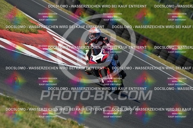 2025_05_12_PBK_16696 | Sportfotografie; SlowMotion; Video; Rennstrecke; Hafeneger; RSE; Speer; Trackday; Motorsportarena; Hockenheimring; Brno; Most; Barcelona; Valencia, Benny; Kaetzmer;