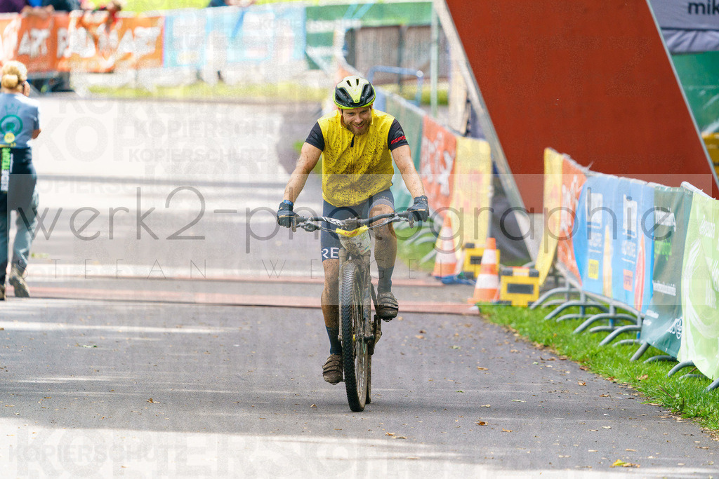 RennsteigRIDE Zieleinlaufbilder | Zieleinlauf RIDE 23