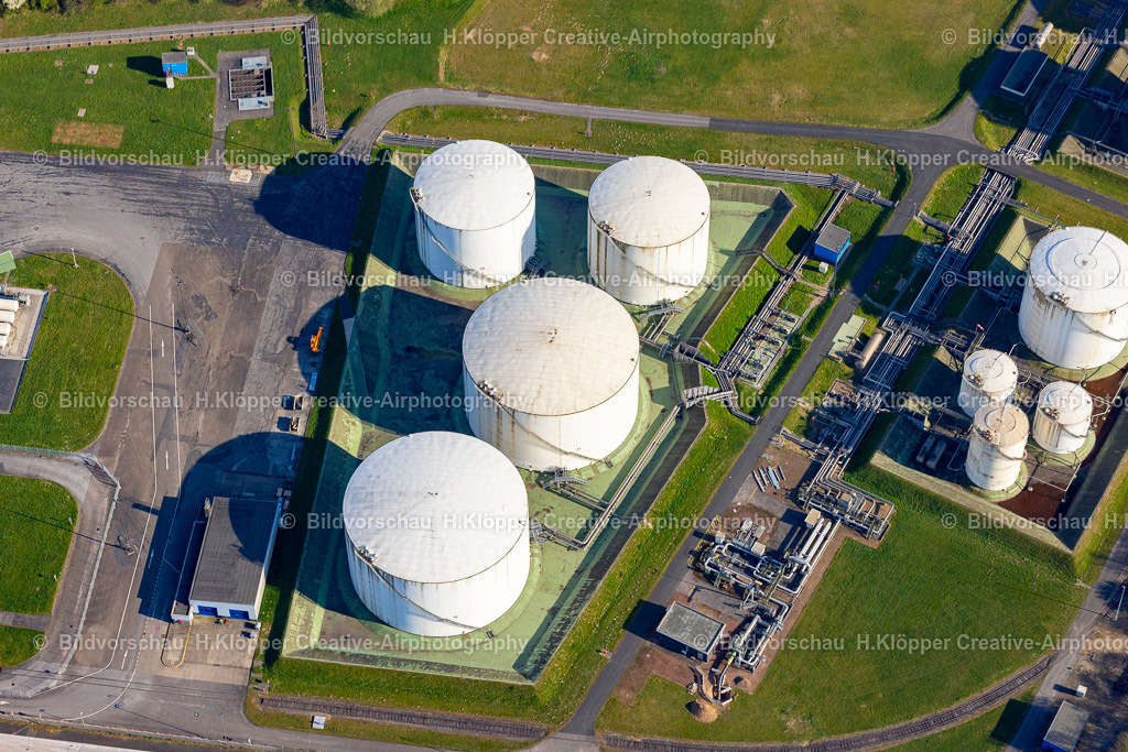 Luftbilder Duisburg-8977 | Luftbild Chemiekalien - Hochtanklager in Baerl - Realisiert mit Pictrs.com