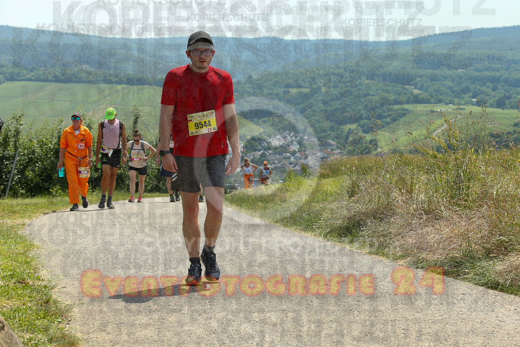 250614_1356_EX1_9720 | Sportfotografie im Rhein-Sieg Kreis, Köln, Bonn, NRW, Rheinland Pfalz, Hessen, etc. Unser Tätigkeitsfeld umfasst den Laufsport vom Volkslauf über den Marathon, Duathlon, Triathon bis zum Ultralauf wie Kölnpfad Ultra oder Schindertrail.