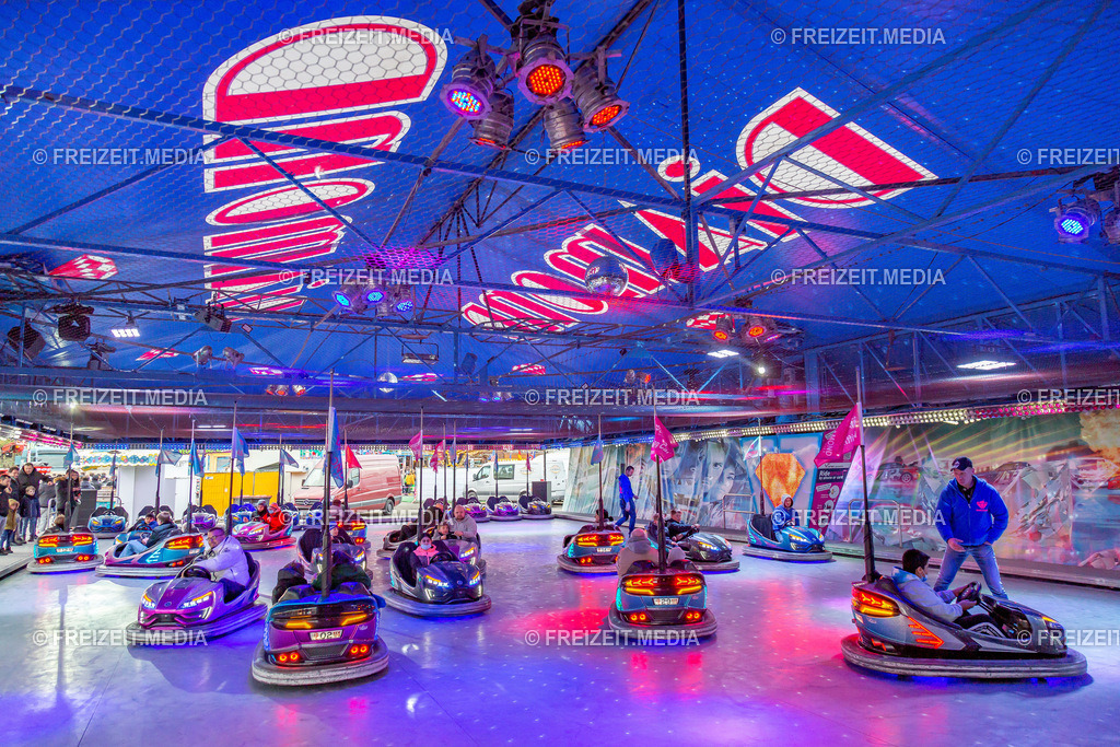 PALMKIRMES RECKLINGHAUSEN | PALMKIRMES RECKLINGHAUSEN

VEROEFFENTLICHUNG NUR GEGEN HONORAR

CONTACT:
FREIZEIT.MEDIA
HENDRIK PÖTHER
IM SCHLATT 24
46414 RHEDE

FON: +49 (0)2872 9496637
MAIL: INFO@FREIZEIT-MEDIA.DE
WEB: WWW.FREIZEIT.MEDIA - Realisiert mit Pictrs.com