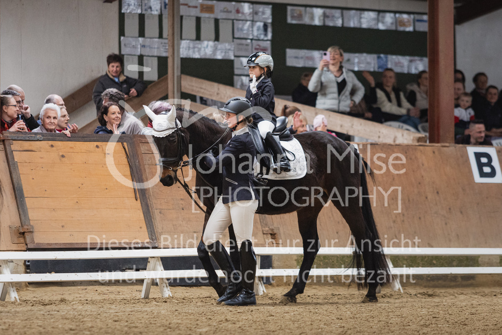 230319_HF-Schwm_Führzügel-231 | Herford-Schwarzenmoor, Dressurtag 2023, Führzügel-WB
