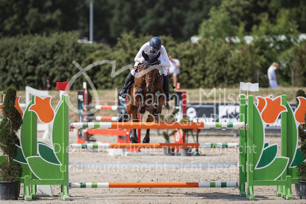 230624_PfSpTa_M2-Spr-944 | Deine schönsten Turniermomente als professionelle Fotos! Entdecke hochwertige Pferdesport-Fotografie im Online-Shop. Jetzt Fotos finden & bestellen!